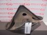 Steun achterwielophanging rechts MR2 W1 84-86